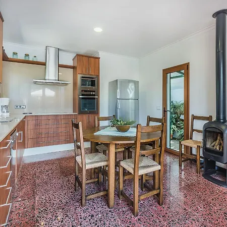 Mountain View For 5 In Holiday home